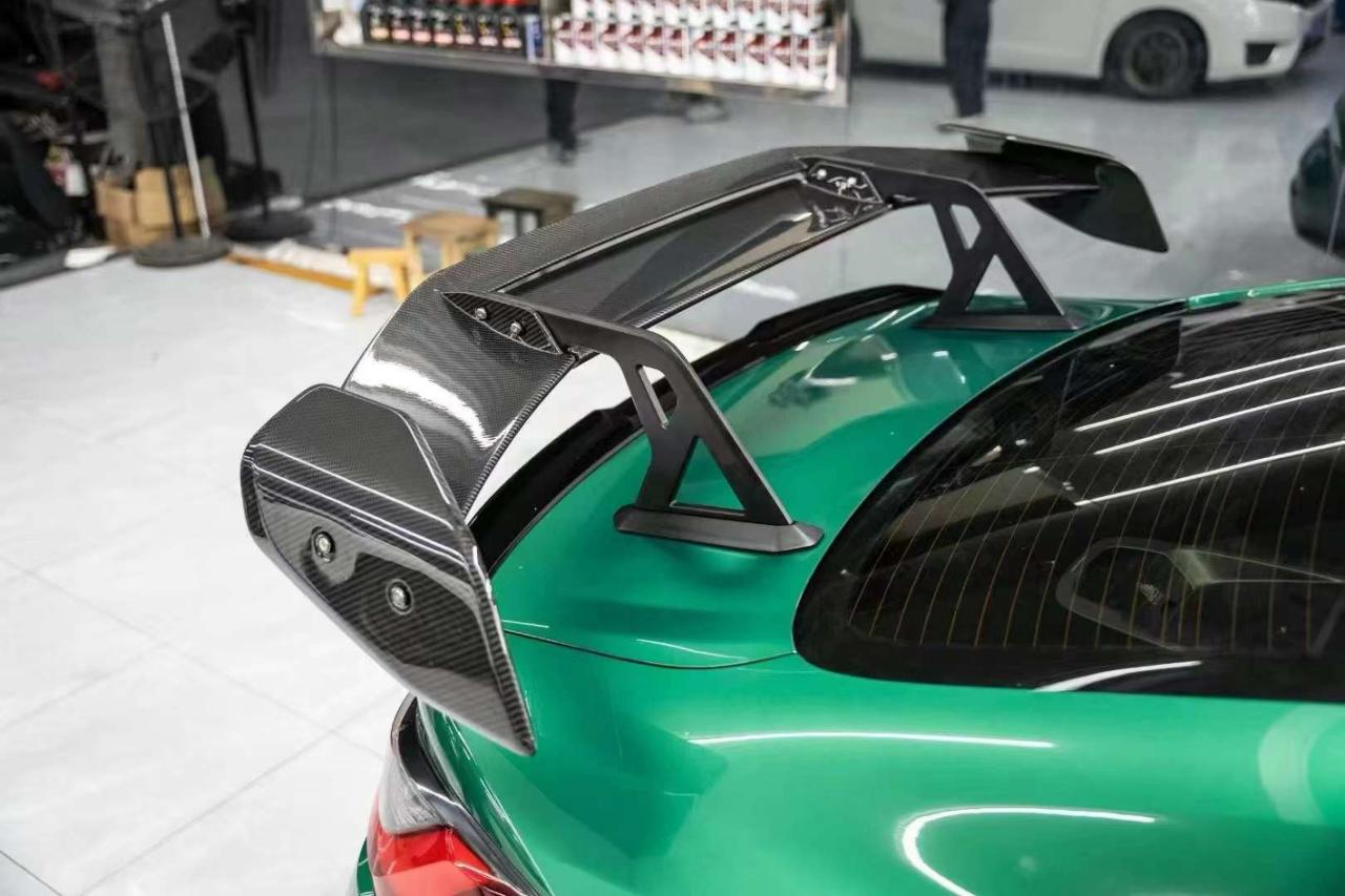 G80 / G82 G83/G87 A-DR3 Type Swan Neck Rear Spoiler (With Mounting Base)