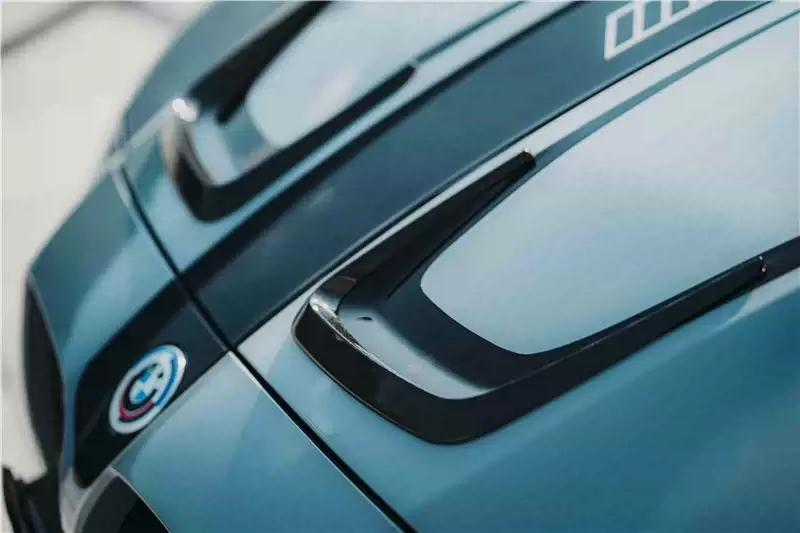 G80 G81 / G82 G83 Hood Trim